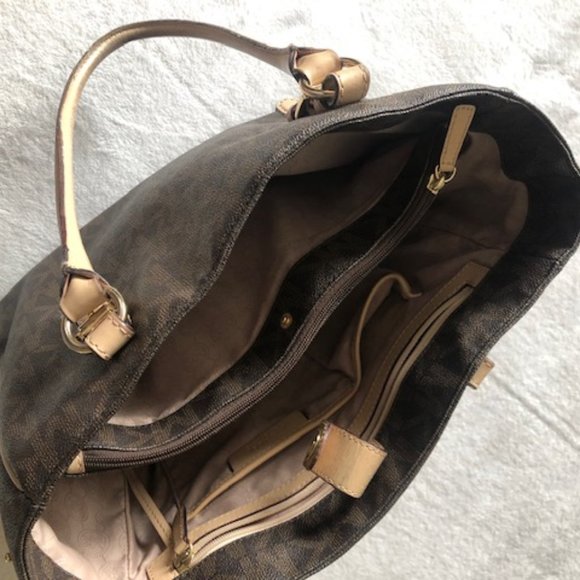 Signature MK MICHAEL KORS Large Tote Canvas Bag - Picture 9 of 12